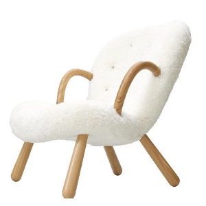 Paustian ARCTANDER CHAIR WITH ARM REST- SHEEP SKIN / OFF WHITE