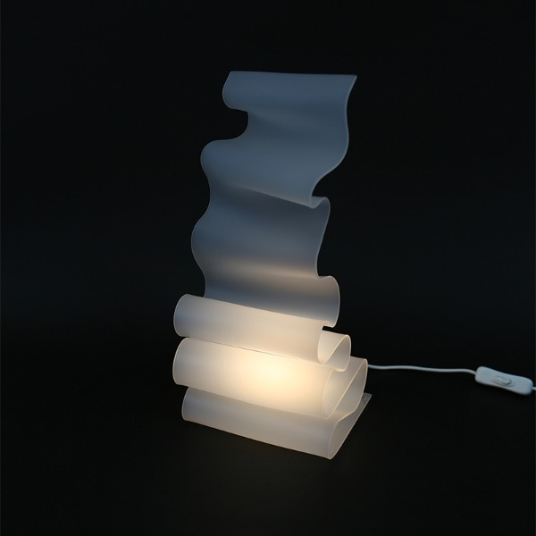 Blankwind - Cool Lamp