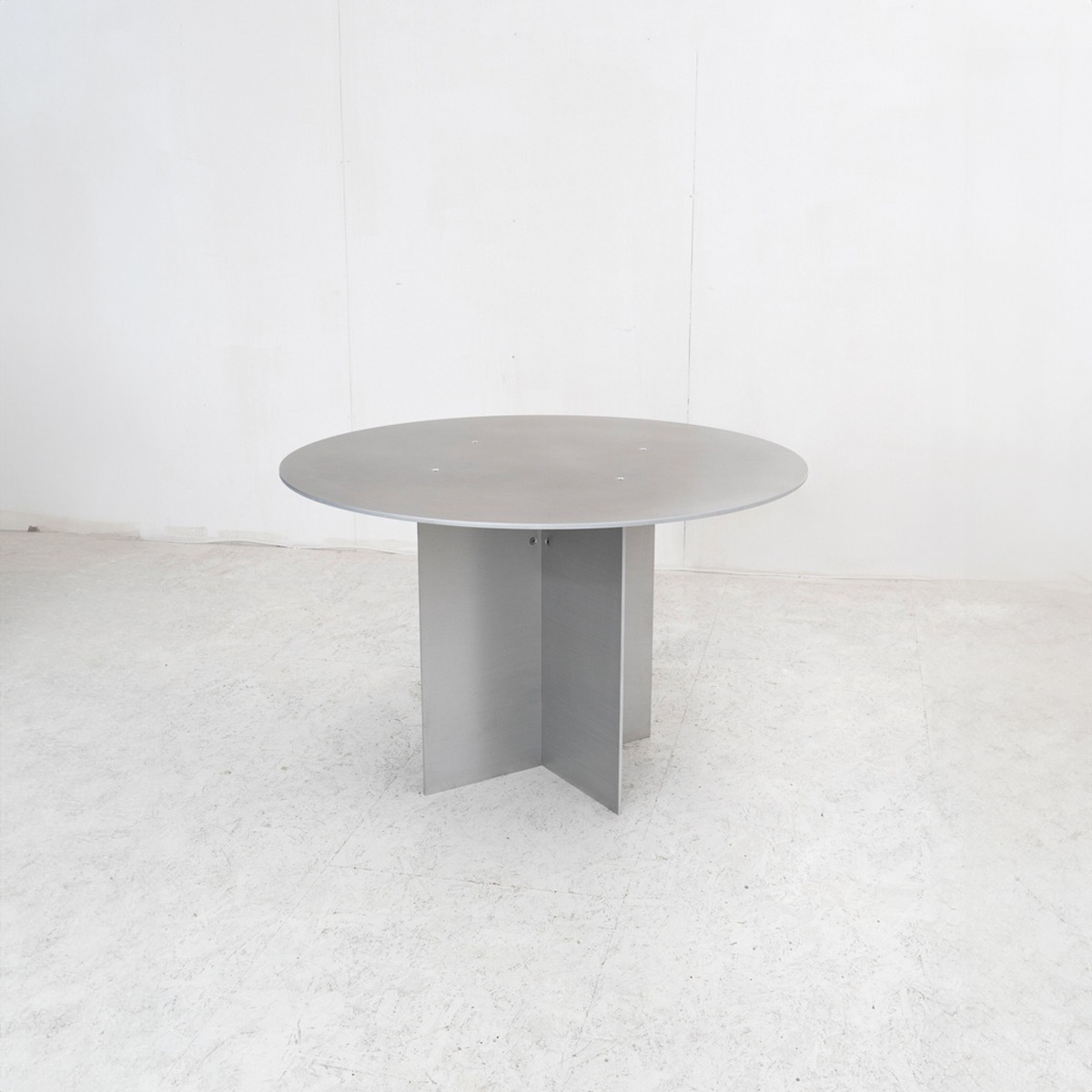 Frederik Fialin Circle Dining Table