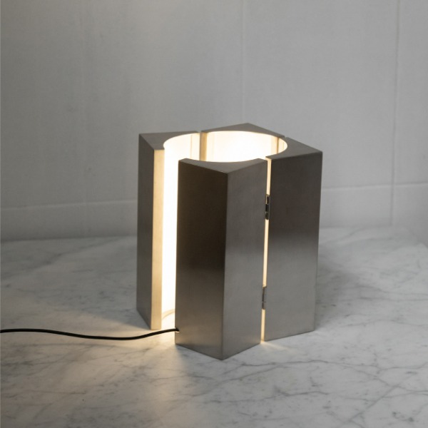 BFD Rota Table Lamp