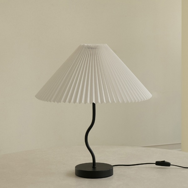 FF COLLECTIVE PLEATED STAND LAMP M - BLACK